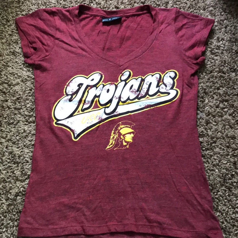 USC T-shirt